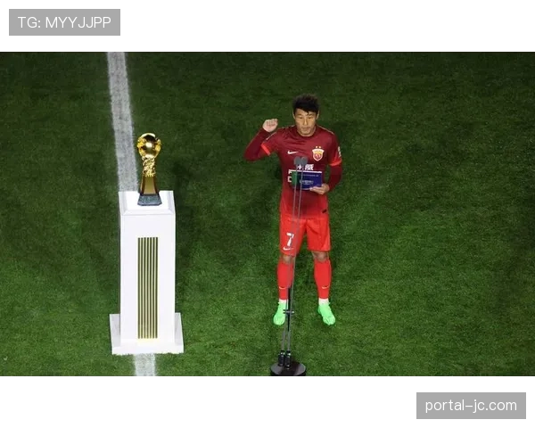 观点：中超赛场“卧草”时间增多，是否需引入停表制度？